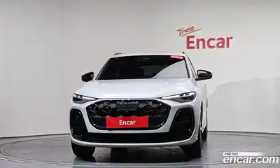 Audi Q5 2025 2.0 Автомат в Москве № 543825, миниатюра 2