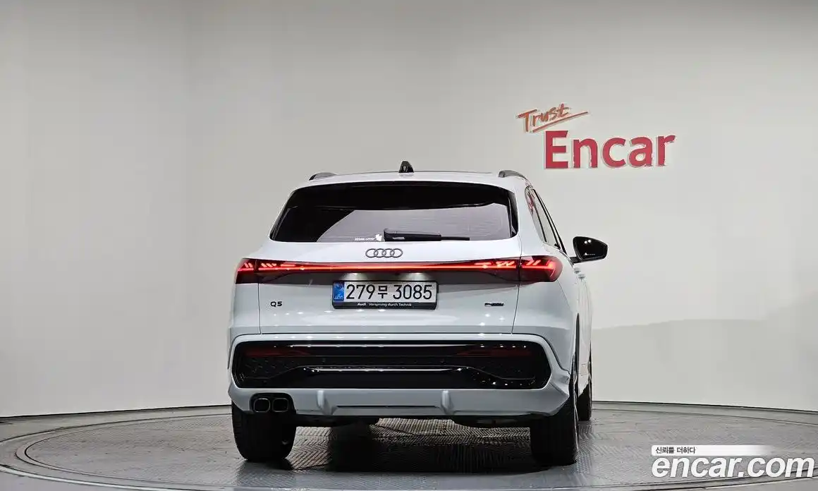 Audi Q5 2025 2.0 Автомат в Москве № 543825, фото 3