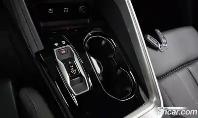 Audi Q5 2025 2.0 Автомат в Москве № 543825, миниатюра 8