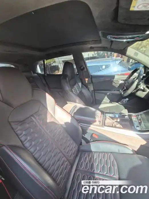 Audi RSQ8 2021 4.0 Автомат в Москве № 544794, фото 5