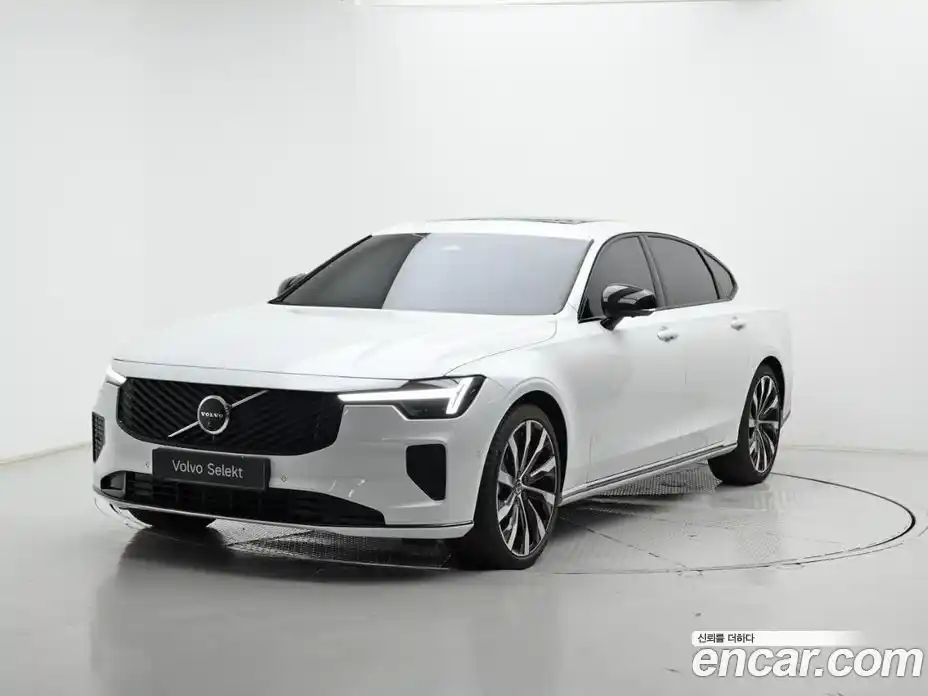 Volvo S90 2026 2.0 Автомат в Москве № 544868, фото 1