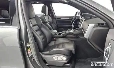 Porsche Cayenne 2016 3.0 Автомат в Москве № 545786, миниатюра 11