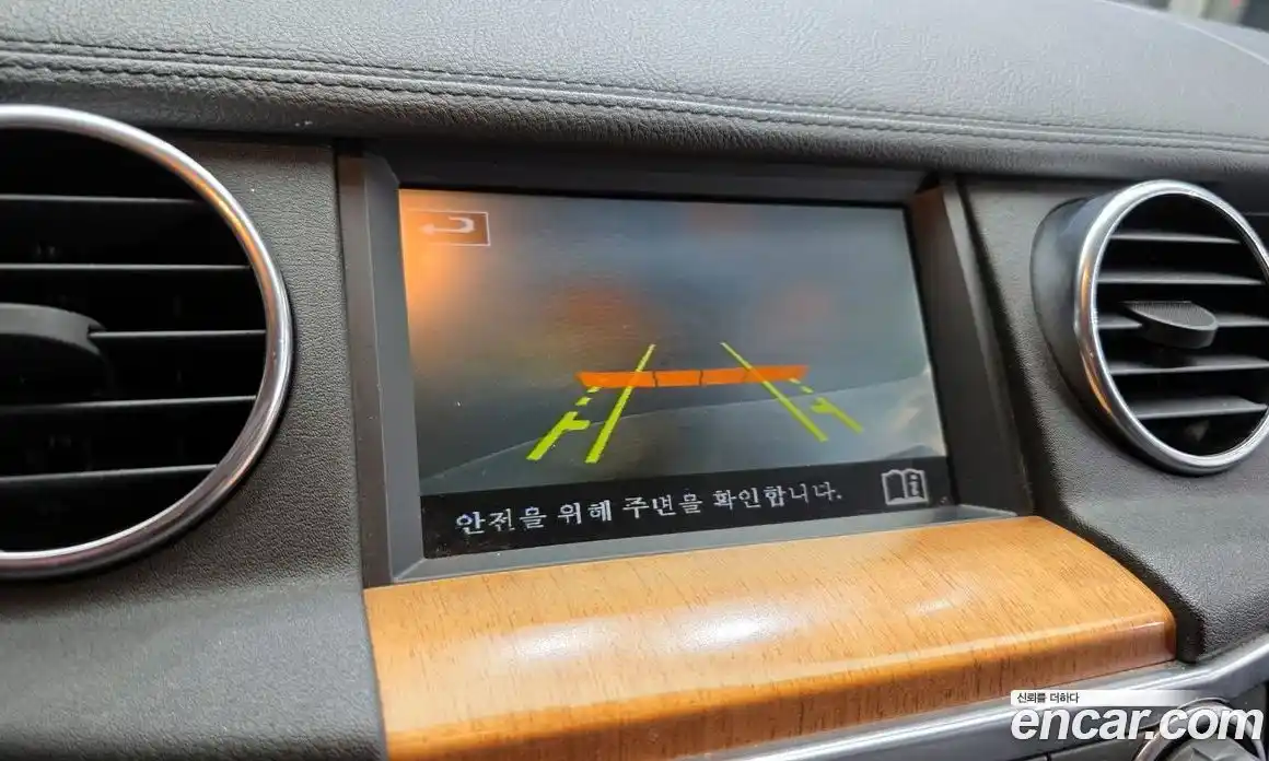 Land Rover Discovery 2015 3.0 Автомат в Москве № 546265, фото 16