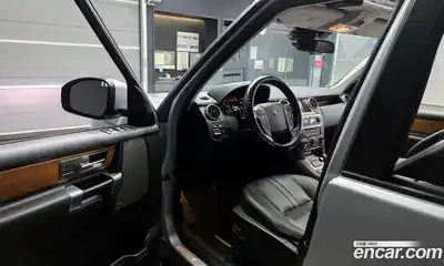 Land Rover Discovery 2015 3.0 Автомат в Москве № 546265, миниатюра 10