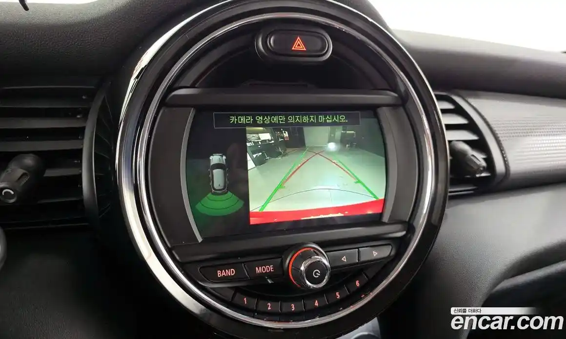 Mini Cooper 2021 1.5 Автомат в Москве № 546516, фото 15