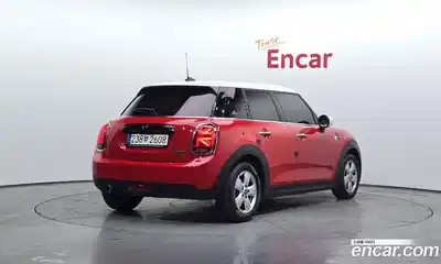 Mini Cooper 2021 1.5 Автомат в Москве № 546516, миниатюра 2