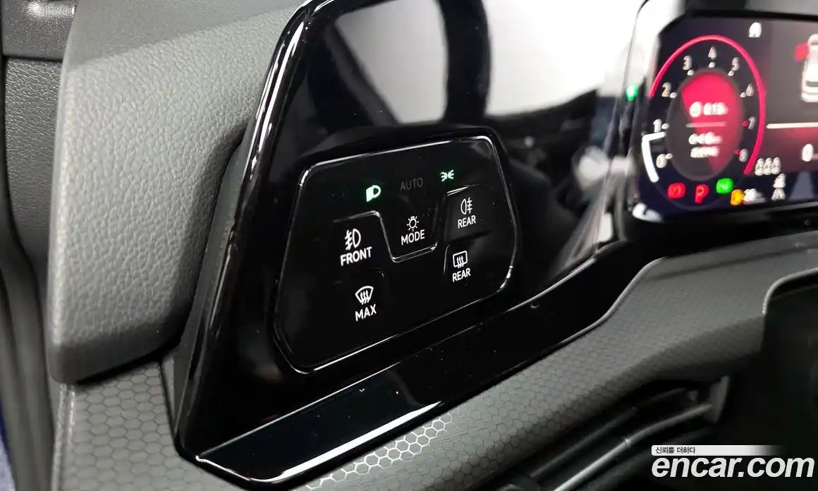 Volkswagen Golf 2024 2.0 Автомат в Москве № 547227, фото 9