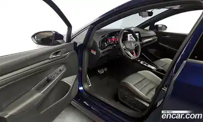 Volkswagen Golf 2024 2.0 Автомат в Москве № 547227, миниатюра 10