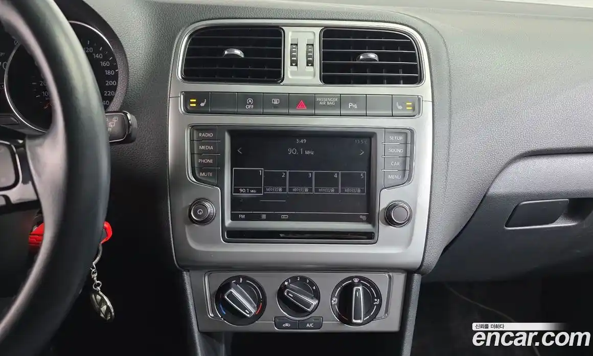 Volkswagen Polo 2015 1.4 Автомат в Москве № 547417, фото 15