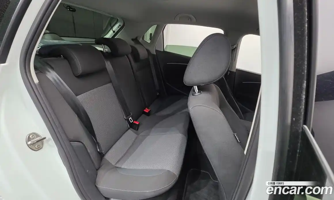 Volkswagen Polo 2015 1.4 Автомат в Москве № 547417, фото 19