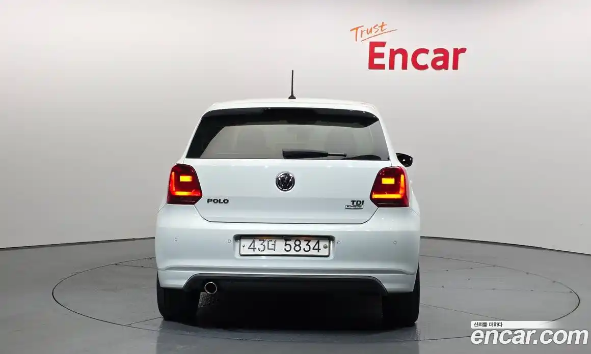 Volkswagen Polo 2015 1.4 Автомат в Москве № 547417, фото 4