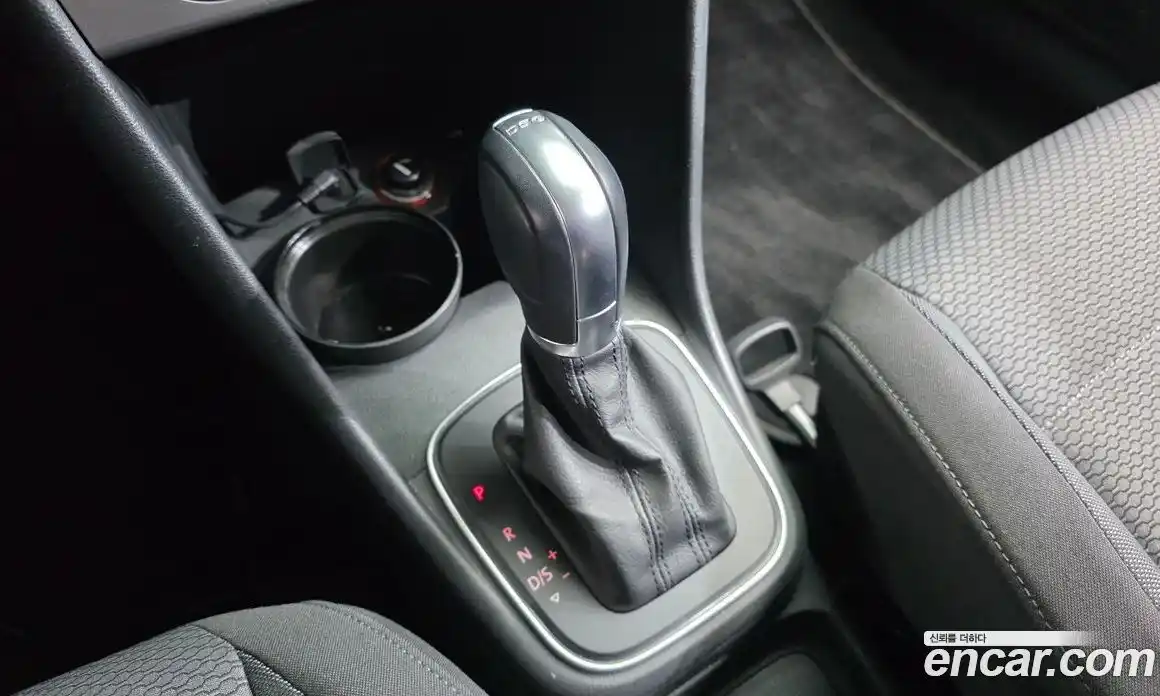 Volkswagen Polo 2015 1.4 Автомат в Москве № 547417, фото 9