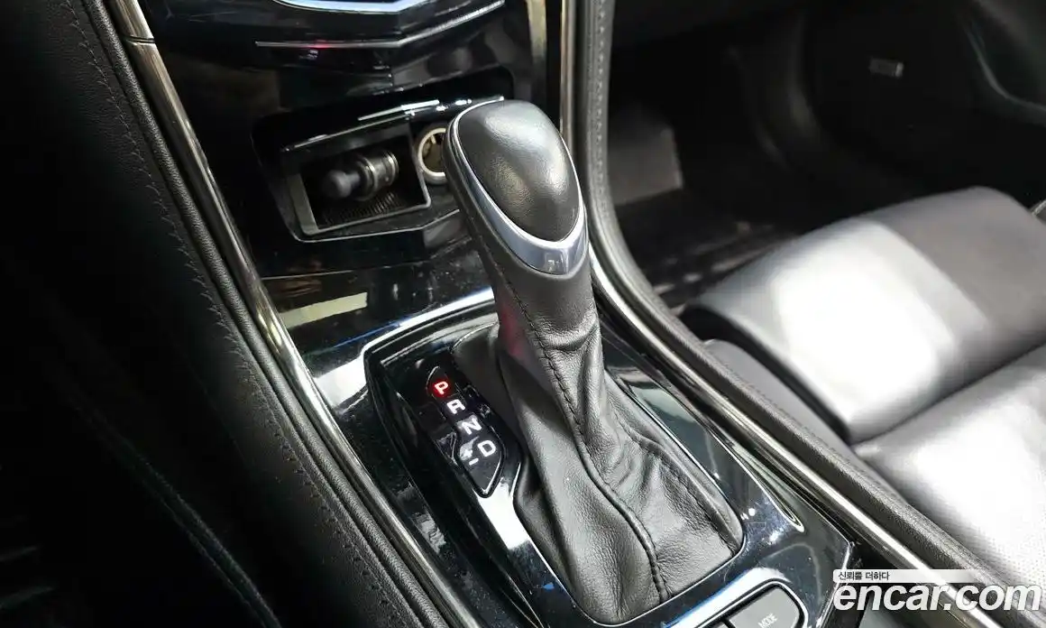 Cadillac ATS 2015 2.0 Автомат в Москве № 548099, фото 9