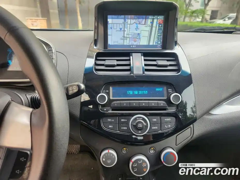 Chevrolet Spark 2014 1.0 Автомат в Москве № 73260, фото 15