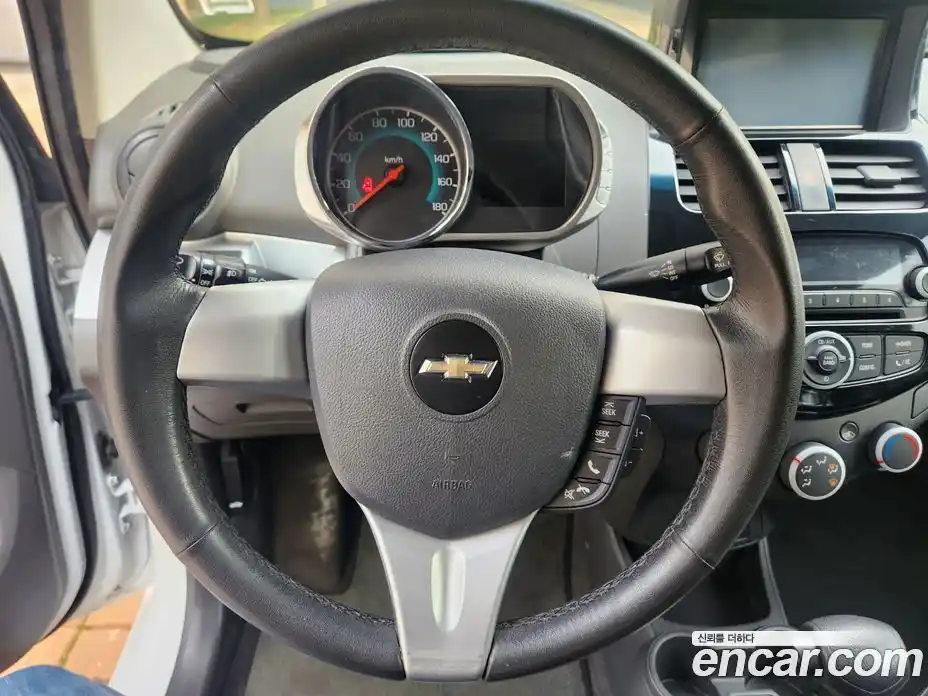 Chevrolet Spark 2014 1.0 Автомат в Москве № 73260, фото 16