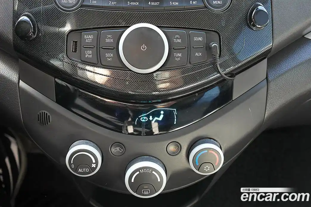 Chevrolet Spark 2012 1.0 Автомат в Москве № 81548, фото 13