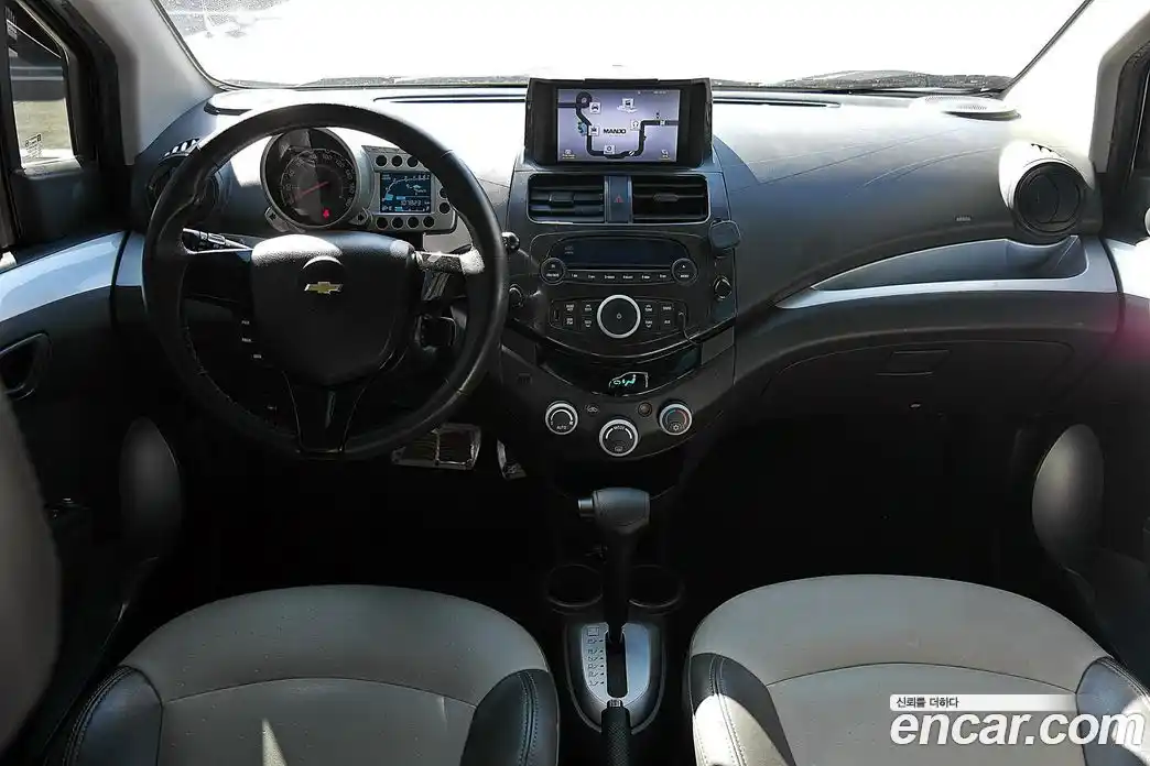 Chevrolet Spark 2012 1.0 Автомат в Москве № 81548, фото 8