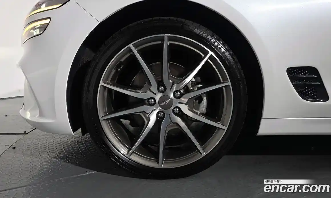 Genesis G70 2023 2.0 Автомат в Москве № 84891, фото 15