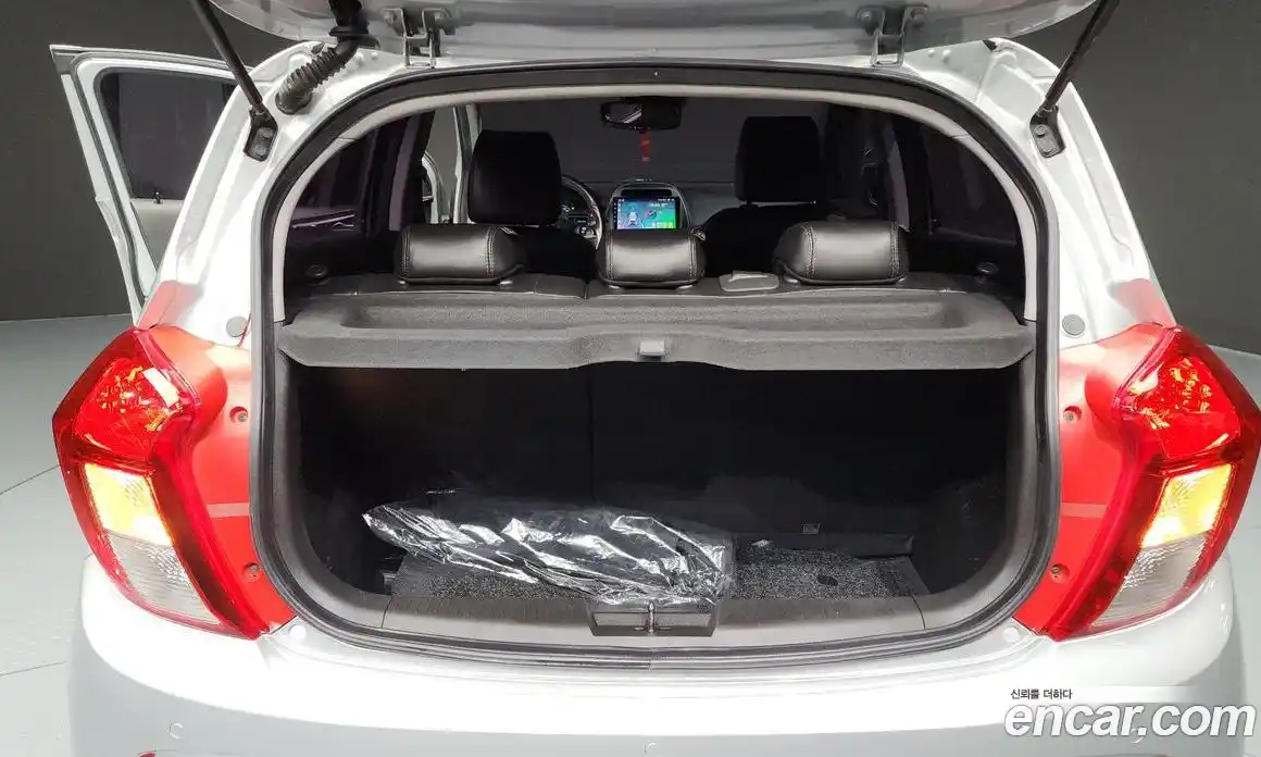 Chevrolet Spark 2018 1.0 Автомат в Москве № 84985, фото 20