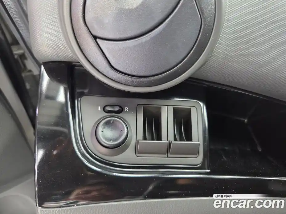 Chevrolet Matiz 2010 1.0 Автомат в Москве № 98604, фото 17