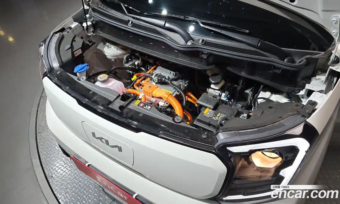 Kia Ray 2025 0.1 Автомат в Москве № 101989, фото 1