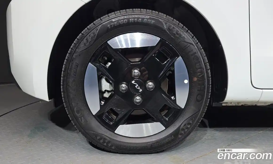 Kia Ray 2025 0.1 Автомат в Москве № 101989, фото 12