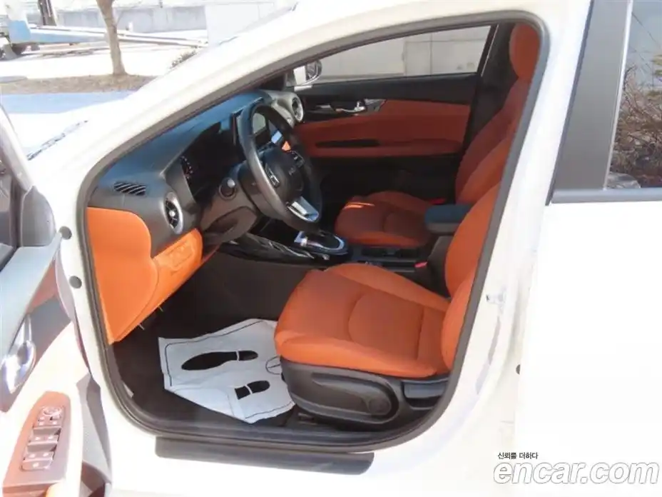 Kia K3 2024 1.6 Автомат в Москве № 102366, фото 10