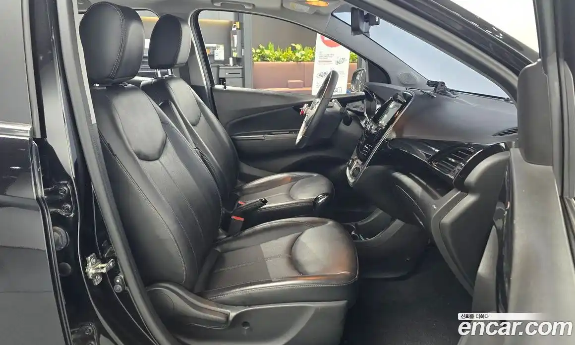 Chevrolet Spark 2017 1.0 Автомат в Москве № 105431, фото 10