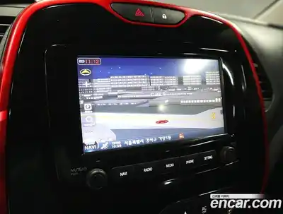 Renault QM3 2015 1.5 Автомат в Москве № 106162, миниатюра 12