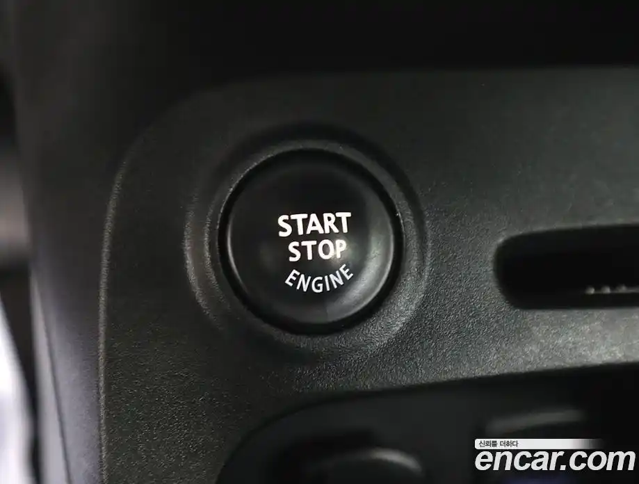 Renault QM3 2015 1.5 Автомат в Москве № 106162, фото 17