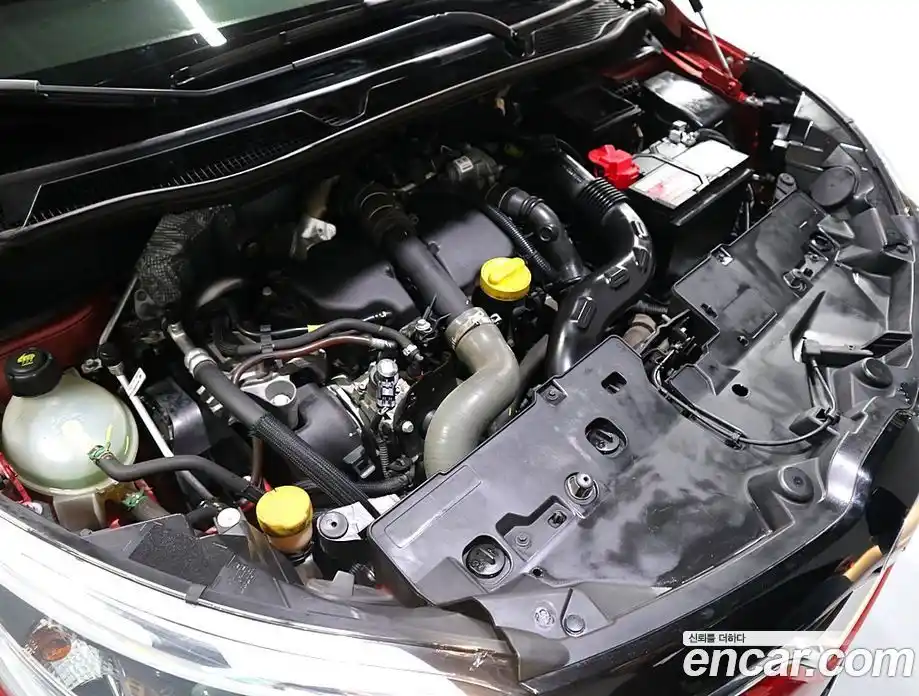 Renault QM3 2015 1.5 Автомат в Москве № 106162, фото 6