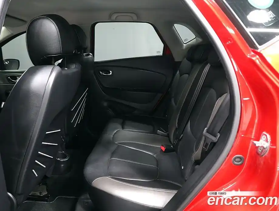 Renault QM3 2015 1.5 Автомат в Москве № 106162, фото 10