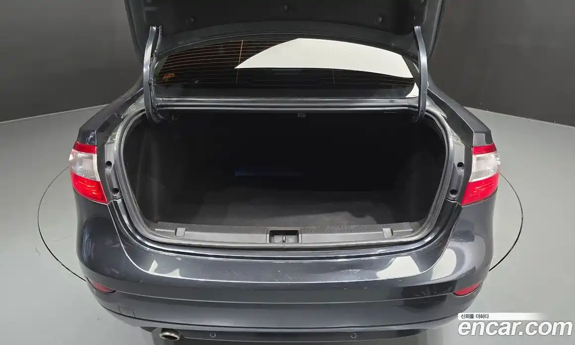 Renault SM3 2012 1.6 Автомат в Москве № 106332, фото 11