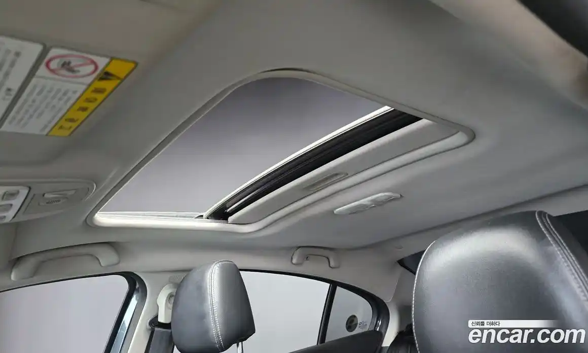 Renault SM3 2012 1.6 Автомат в Москве № 106332, фото 13