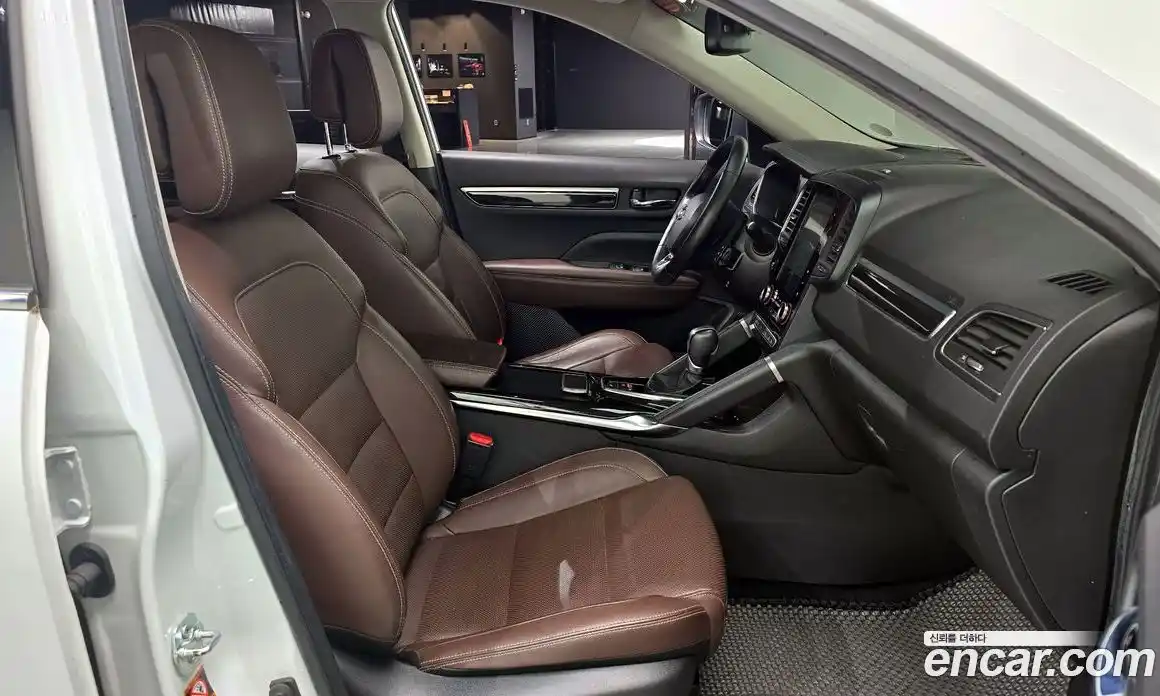 Renault QM6 2019 2.0 Автомат в Москве № 106630, фото 9