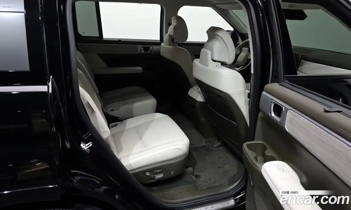 Hyundai Santa Fe 2024 2.5 Автомат в Москве № 108542, фото 5