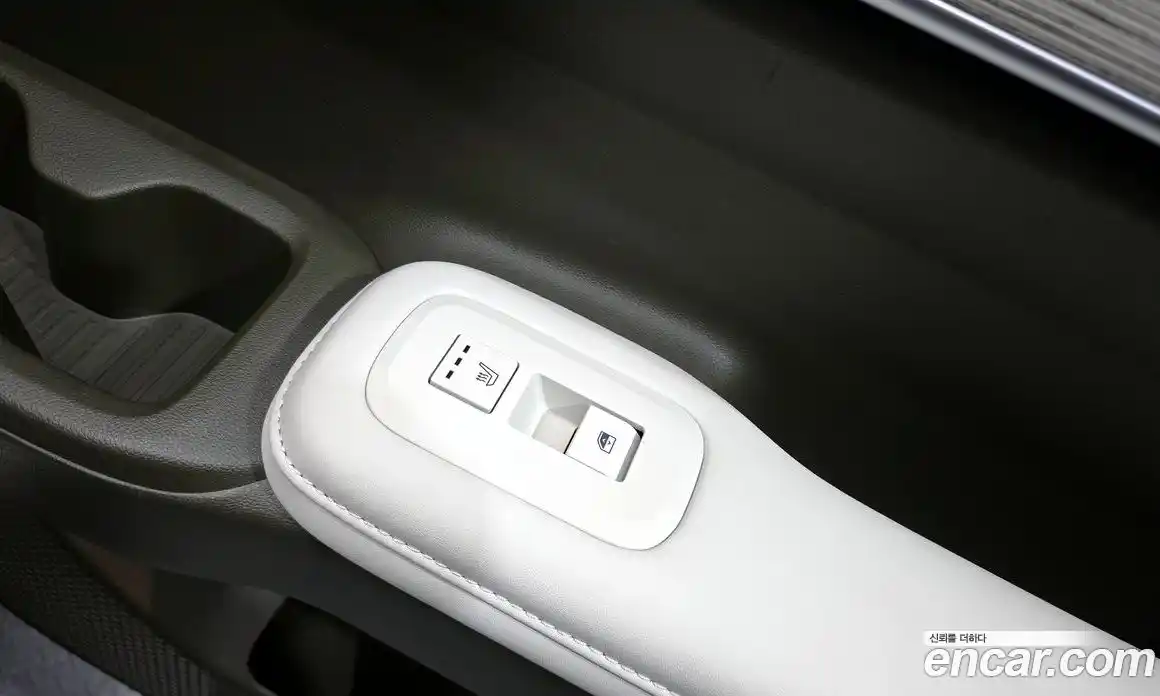 Hyundai Santa Fe 2024 2.5 Автомат в Москве № 108542, фото 10