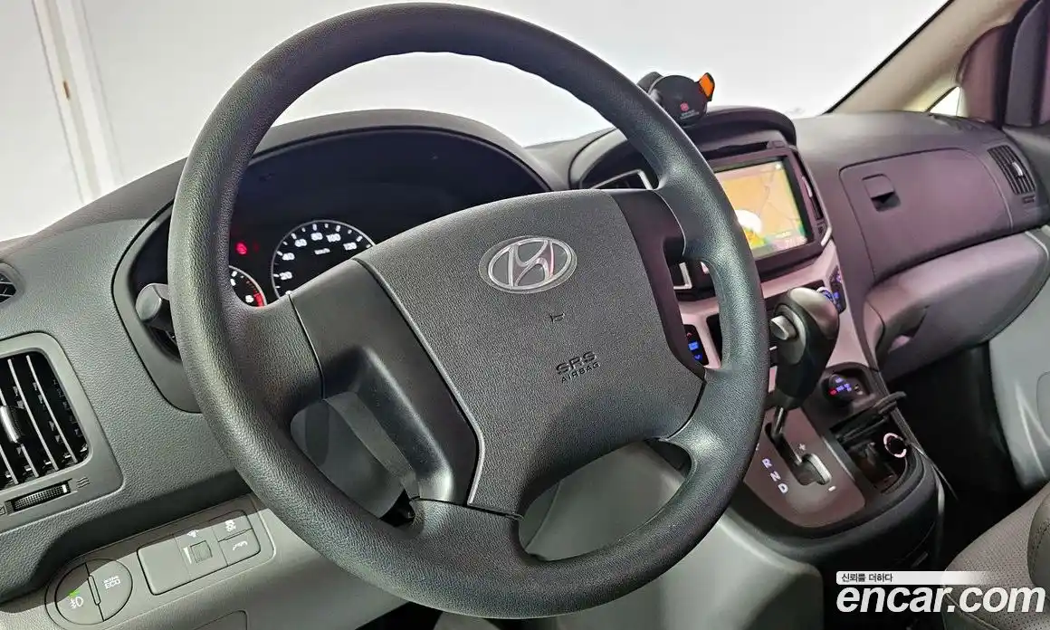 Hyundai Starex 2019 2.5 Автомат в Москве № 112945, фото 13