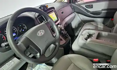 Hyundai Starex 2019 2.5 Автомат в Москве № 112945, миниатюра 3