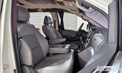 Hyundai Starex 2019 2.5 Автомат в Москве № 112945, миниатюра 9