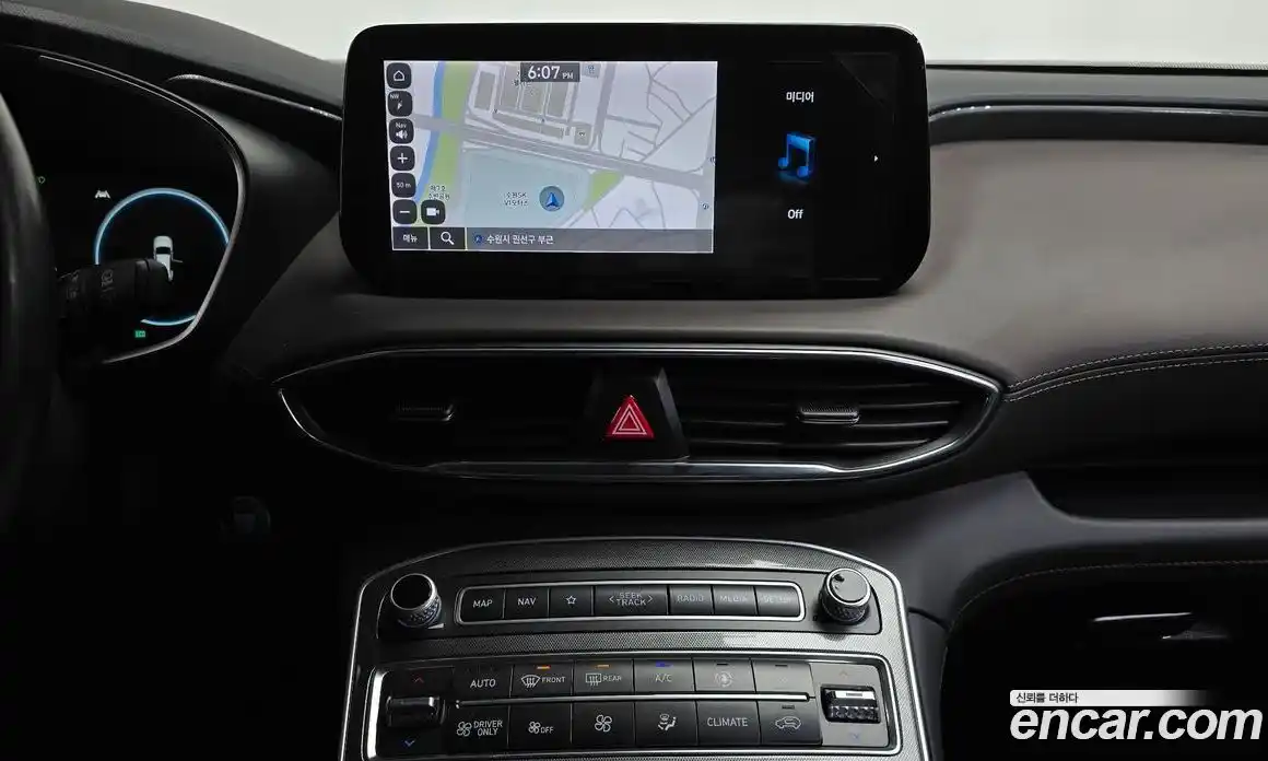 Hyundai Santa Fe 2022 1.6 Автомат в Москве № 113297, фото 14