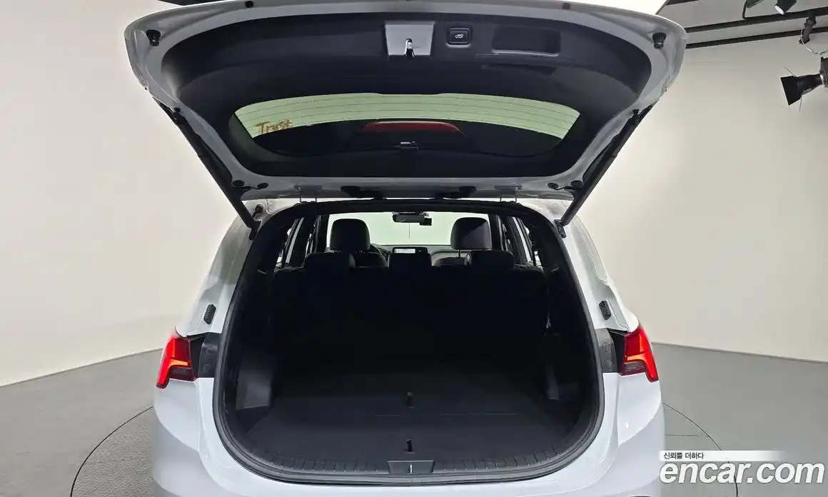 Hyundai Santa Fe 2022 1.6 Автомат в Москве № 113297, фото 20