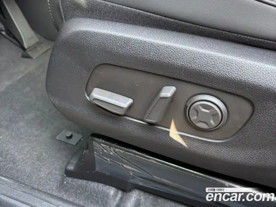 Kia Canival 2025 1.6 Автомат в Москве № 114054, фото 14