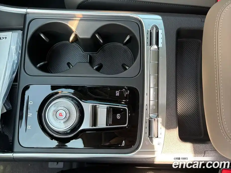 Kia Canival 2025 1.6 Автомат в Москве № 114054, фото 10