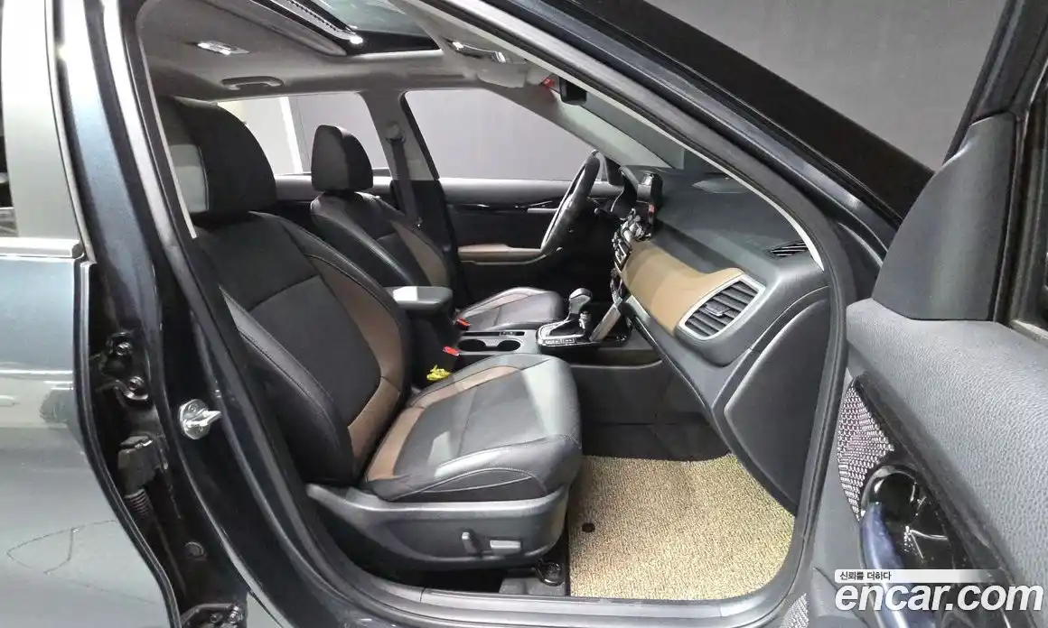 Kia Seltos 2022 1.6 Автомат в Москве № 115351, фото 11