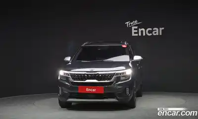 Kia Seltos 2022 1.6 Автомат в Москве № 115351, миниатюра 3