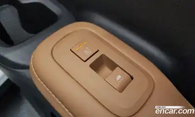 Hyundai Santa Fe 2024 1.6 Автомат в Москве № 119418, миниатюра 11