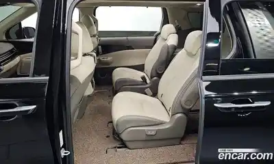 Kia Canival 2024 3.5 Автомат в Москве № 120105, миниатюра 11