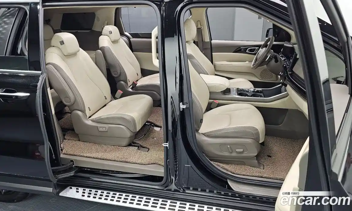 Kia Canival 2024 3.5 Автомат в Москве № 120105, фото 12