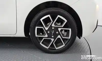 Kia Ray 2023 1.0 Автомат в Москве № 121166, миниатюра 12